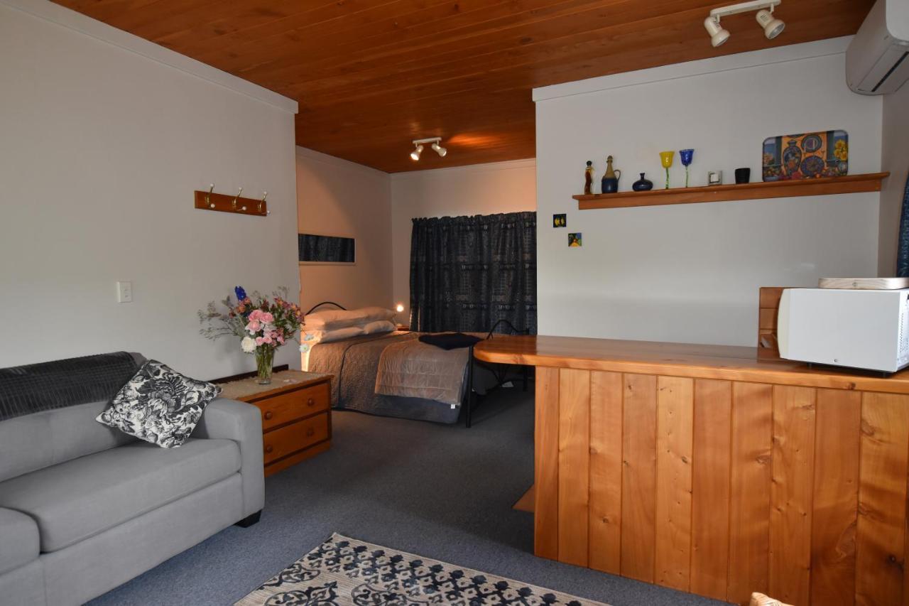 Bed and Breakfast Olivista Masterton Zewnętrze zdjęcie